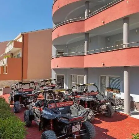 Apartment Juric - One Bedroom Baska Voda