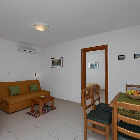 Juric - One Bedroom